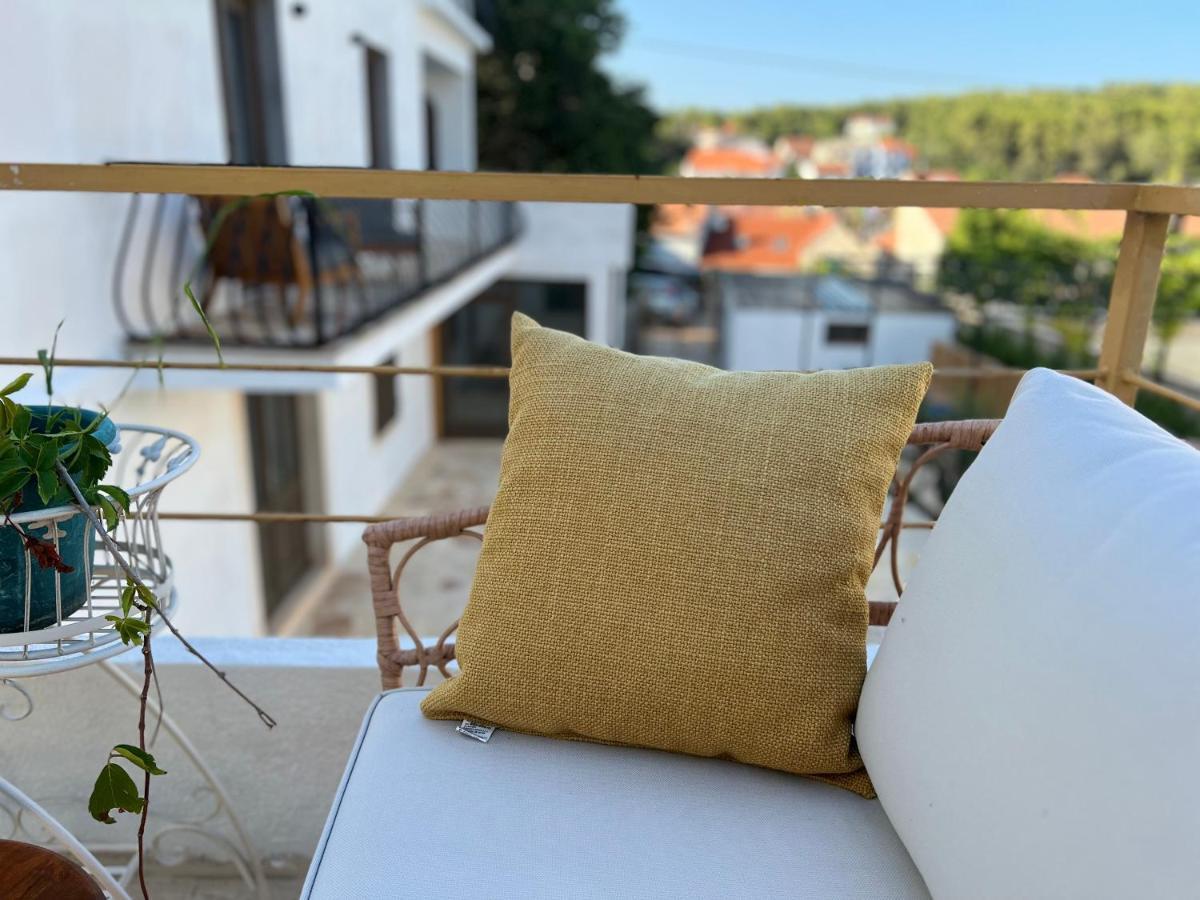 B&B 366 Vrboska Exterior photo